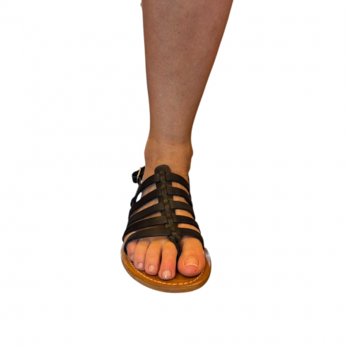 NEAR DIMITRA VACCHETTA NERA