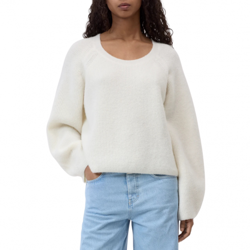 CLOSED CREWNECK WHIPPED CREAM